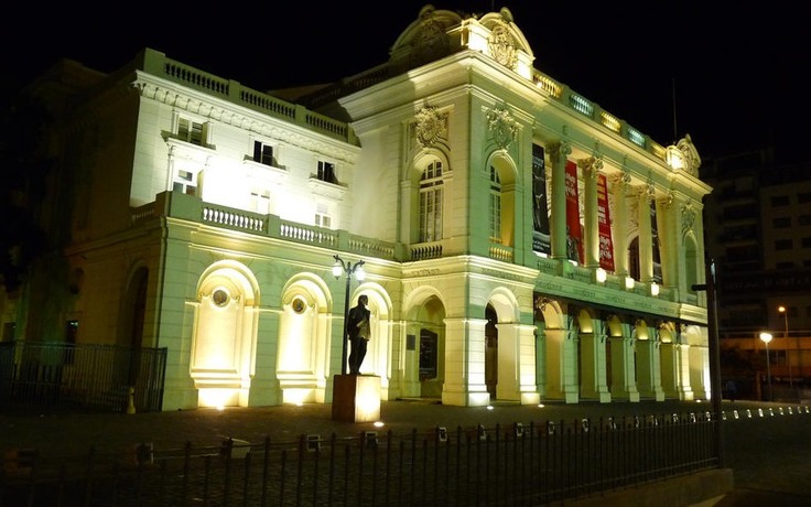 teatro municipal.jpg
